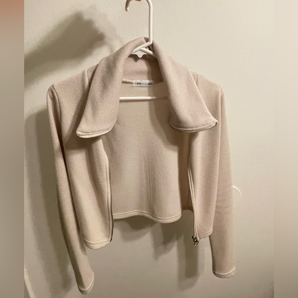 Cute crop top